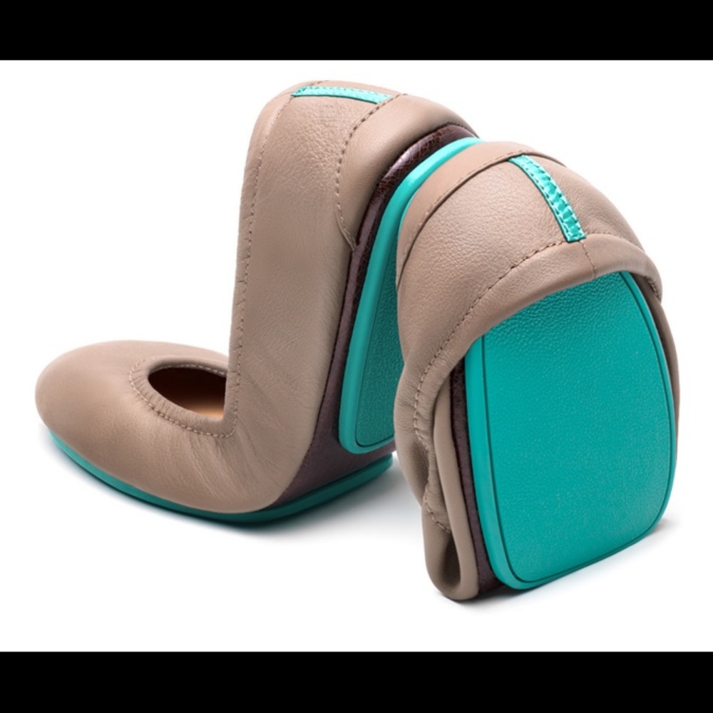 Tieks by Gavrieli Taupe size 6 EUC